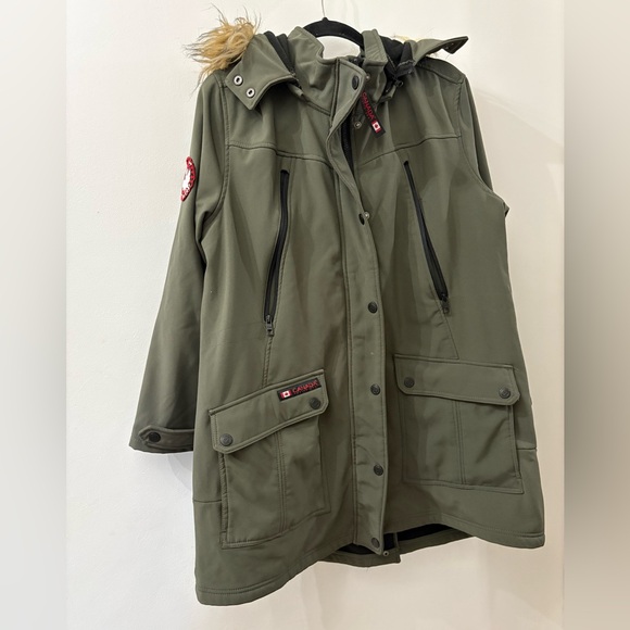 Canada weather Gear women’s winter coat  with Fur Hood - size 2X - army green - Picture 1 of 10